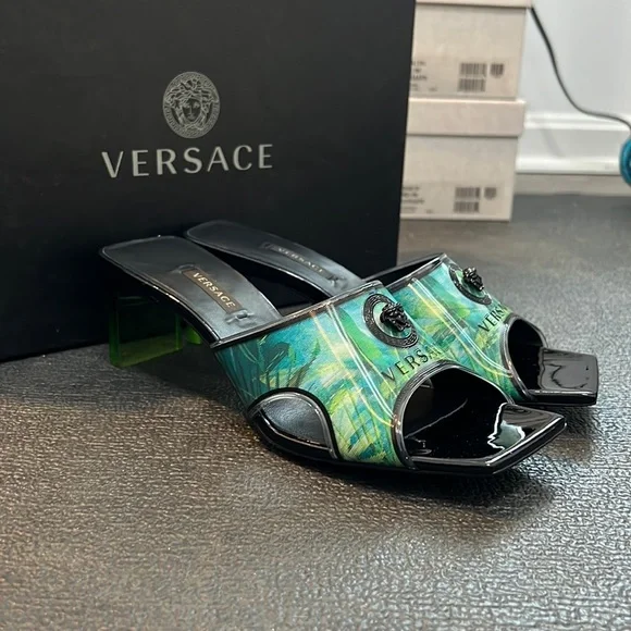 Versace Shoes Versace Medusa Jungle Print Jlo Iconic Sandals
